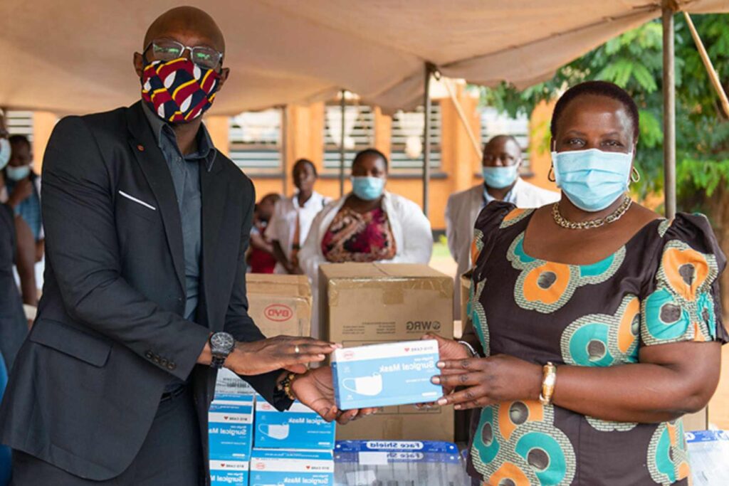 Covid-19: MPs Leshoomo and Lesuuda donate face masks and sanitizers to Maralal Referral Hospital to protect frontline health workers